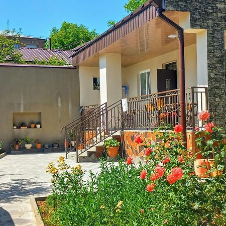 Bed and Breakfast Inexpensive House Vanadzor Exteriér fotografie
